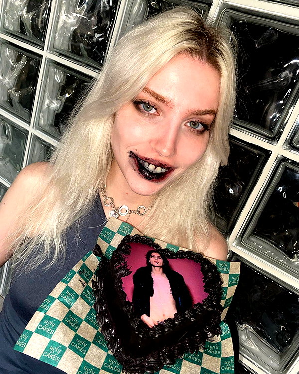 anya4everr instagram image archive image