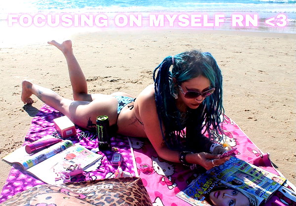 Archived image from @cyberangelz.shop on Instagram