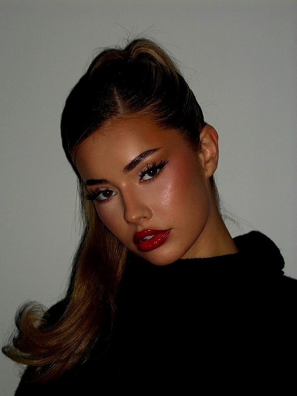 tatianakaer instagram image archive image