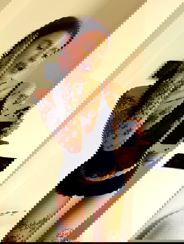 meleeva meleeva archive image