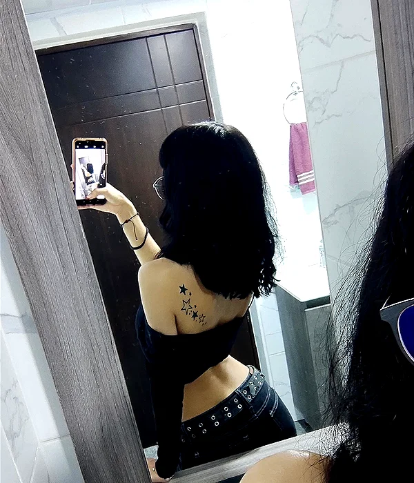 shevaal_x instagram image archive image