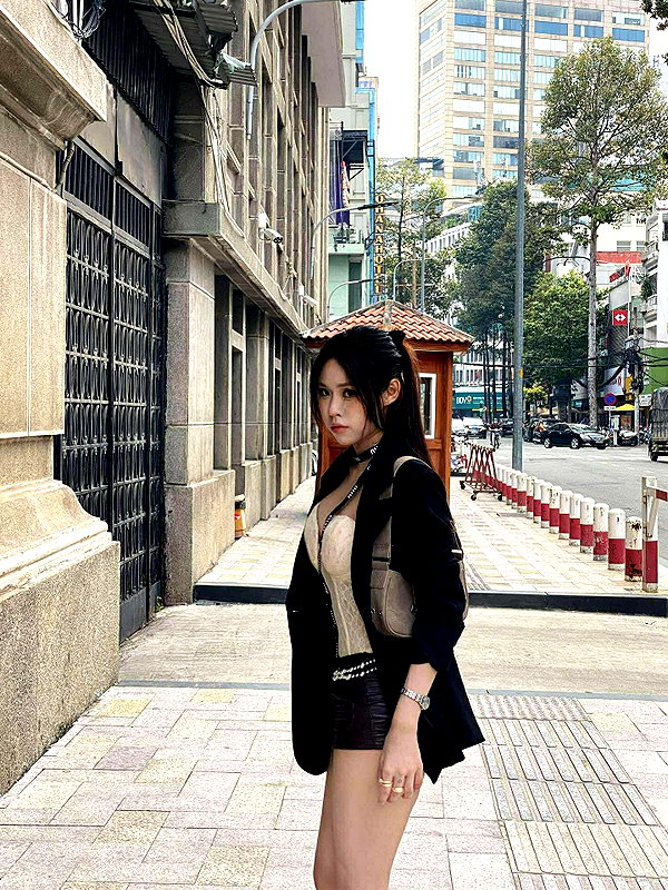 lyhythuedoxinh instagram image archive image
