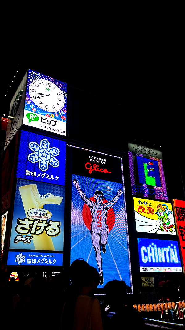 mika.ramosss instagram image archive image