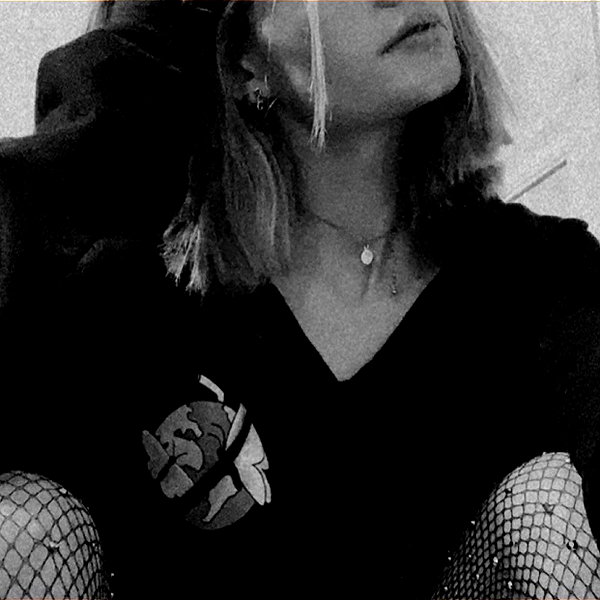 astarwbry_ instagram image archive image