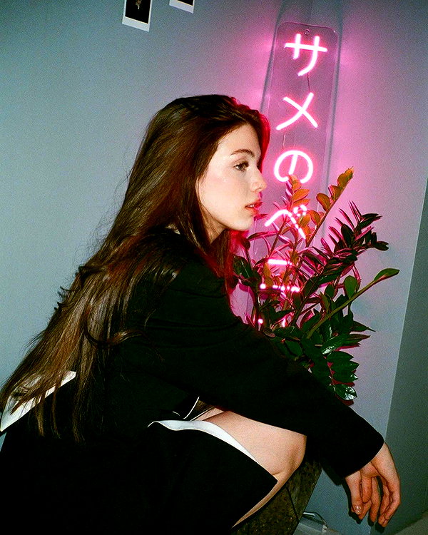 anna.utka22 instagram image archive image