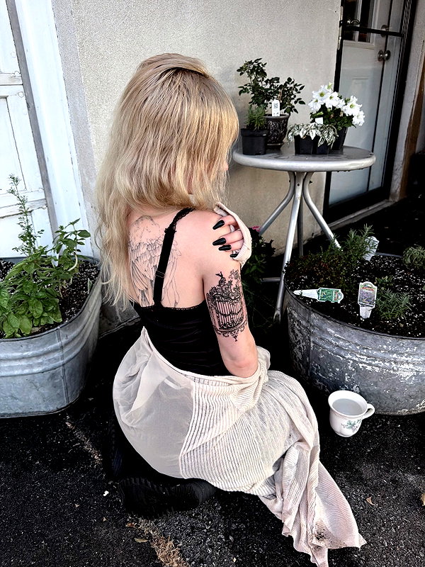ash.onme instagram image archive image