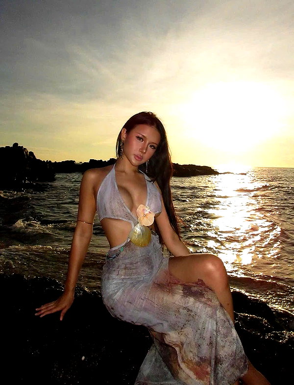lyhythuedoxinh instagram image archive image