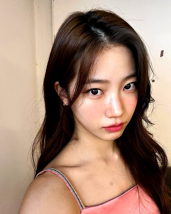 zuhazana instagram image archive image