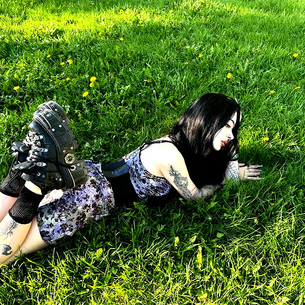 _dead__cherry_ instagram image archive image