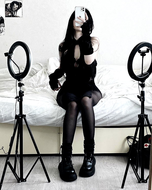 glowmoonshorty instagram image archive image