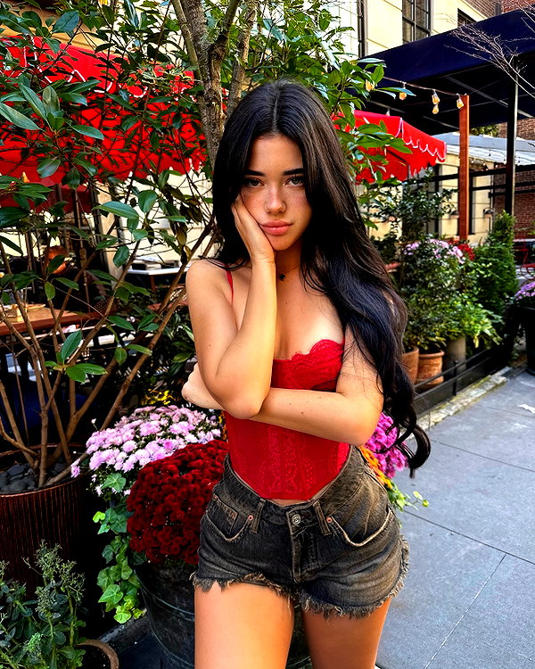 vanessa.rhd instagram image archive image