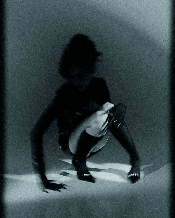kkwwwv instagram image archive image