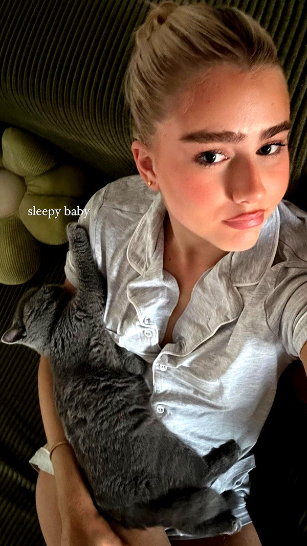 sophadophaa_ instagram image archive image