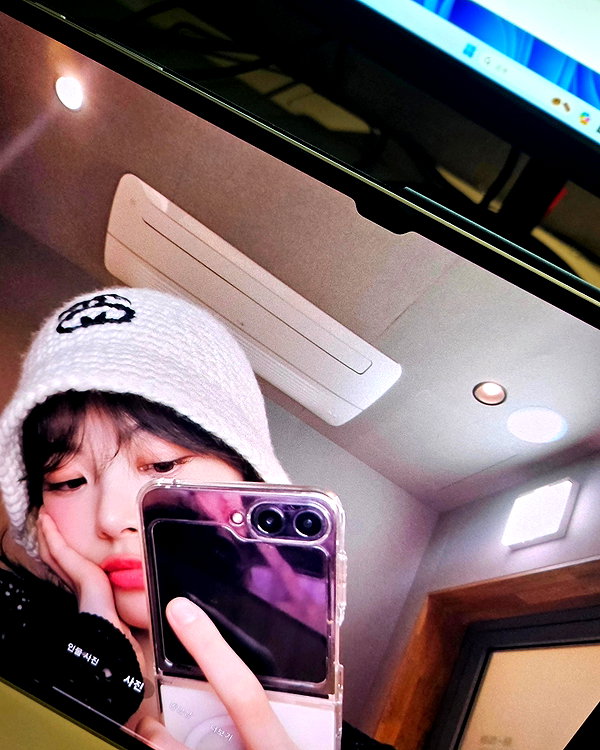 hhh.e_c.v instagram image archive image