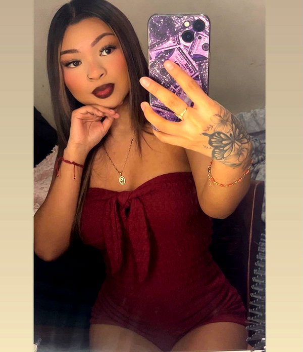 mishel_.gomez._18 instagram image archive image