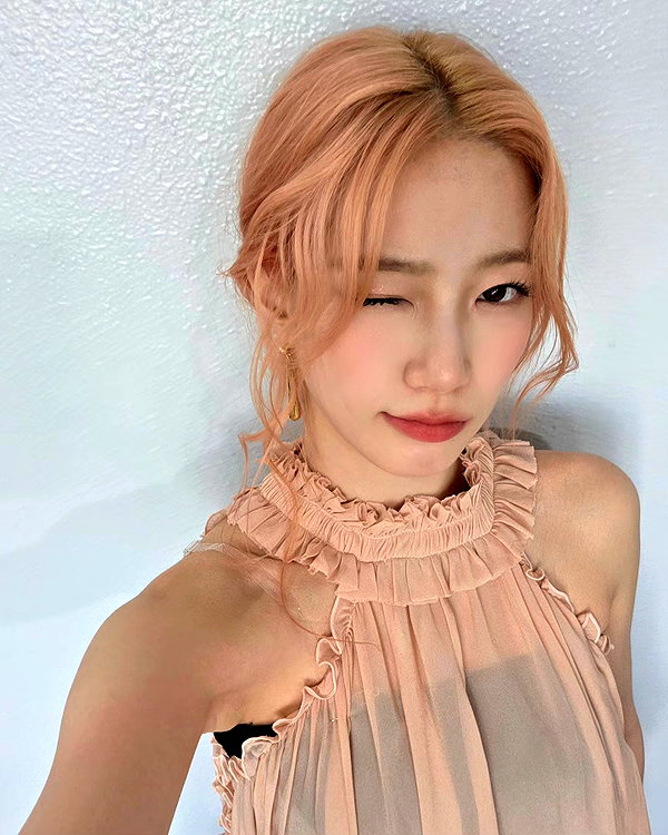 zuhazana instagram image archive image