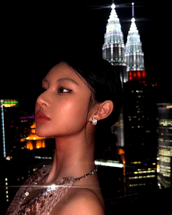 ll.lu1s instagram image archive image