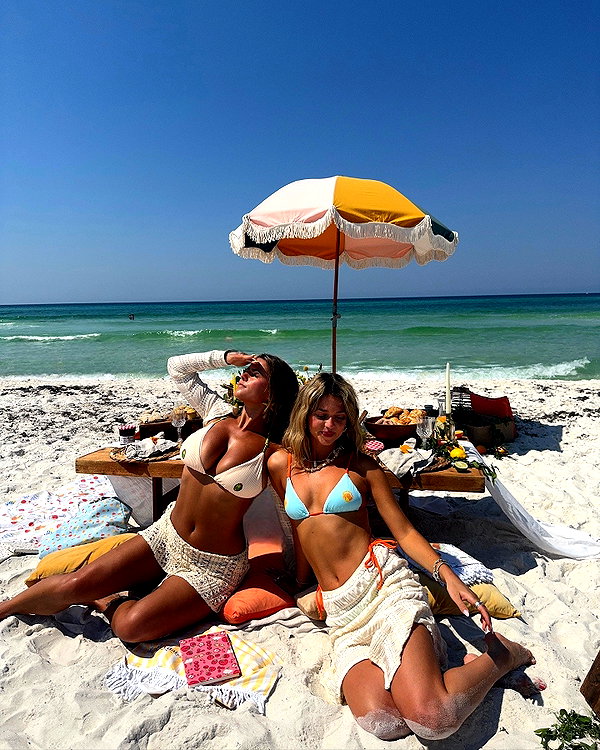 isabella.lauren instagram image archive image