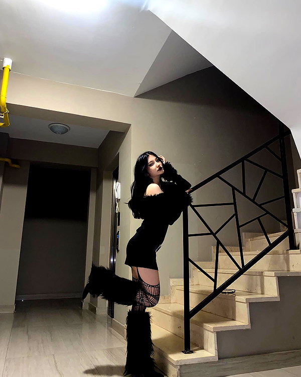 madamist_ instagram image archive image