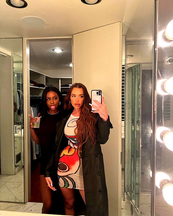 staskaranikolaou instagram image archive image