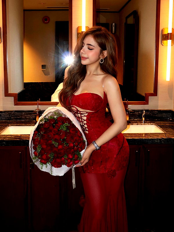 lyhythuedoxinh instagram image archive image