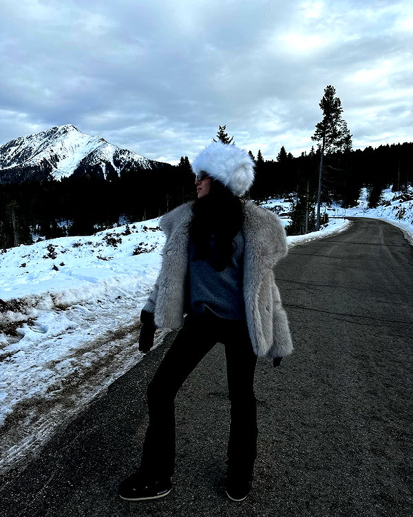 zoeliss instagram image archive image
