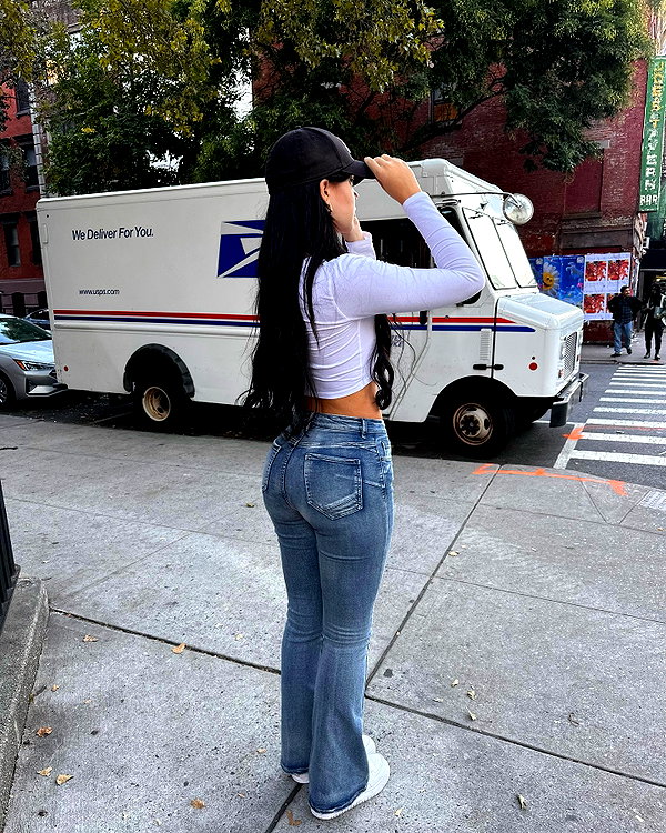 vanessa.rhd instagram image archive image