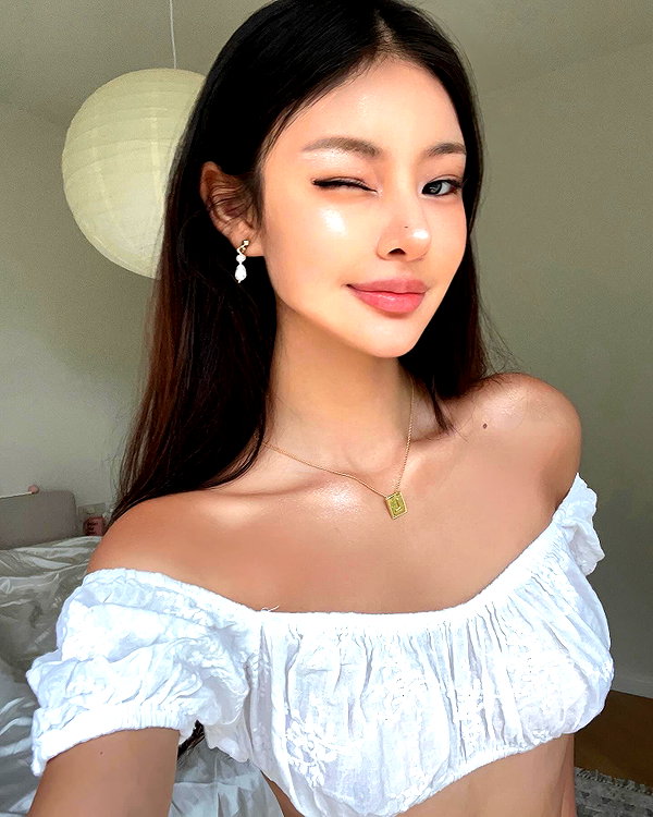 ll.lu1s instagram image archive image