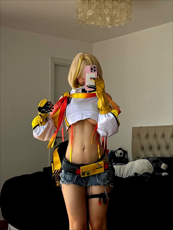 nicoleponyxo instagram image archive image