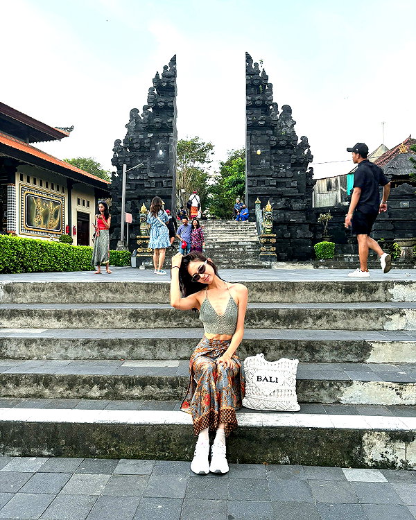 indra0102_ instagram image archive image