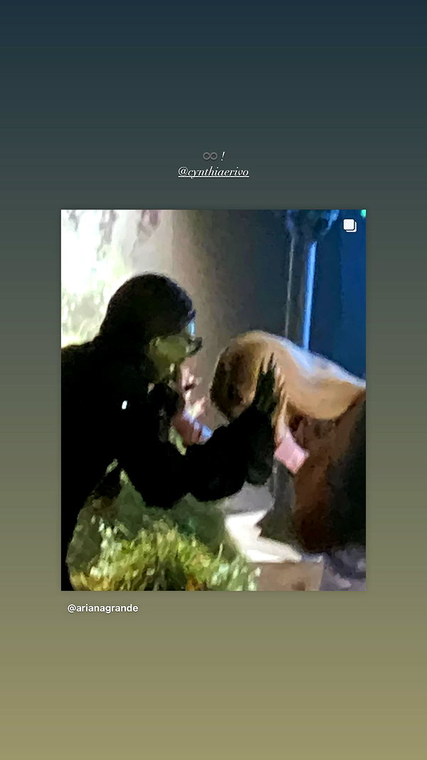 arianagrande instagram image archive image