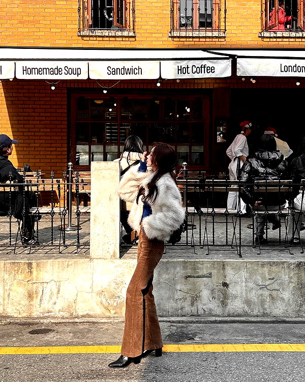 daxbin instagram image archive image