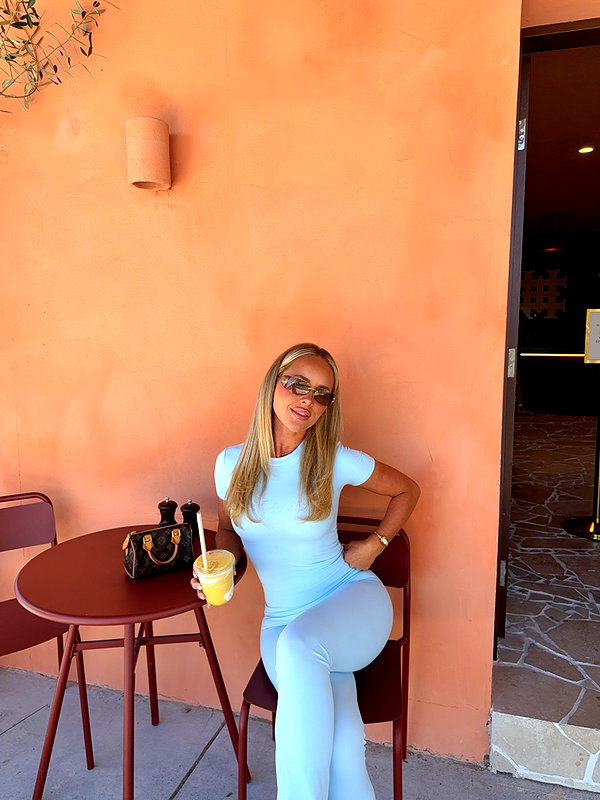 allieauton instagram image archive image