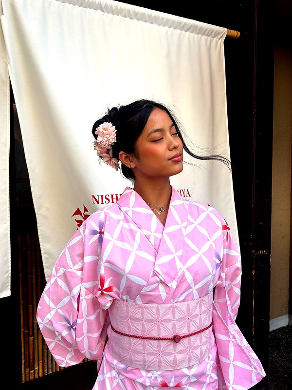 mika.ramosss instagram image archive image