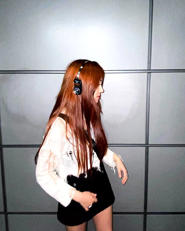 is2tian instagram image archive image