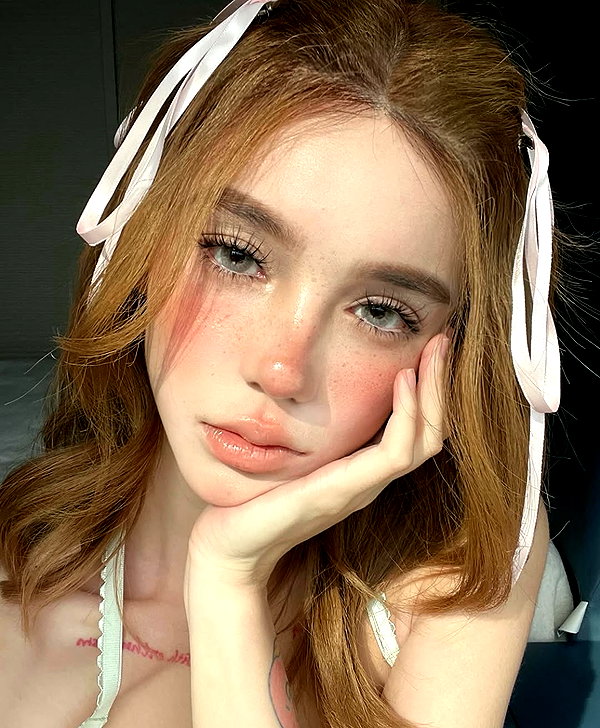baddiesessence instagram image archive image