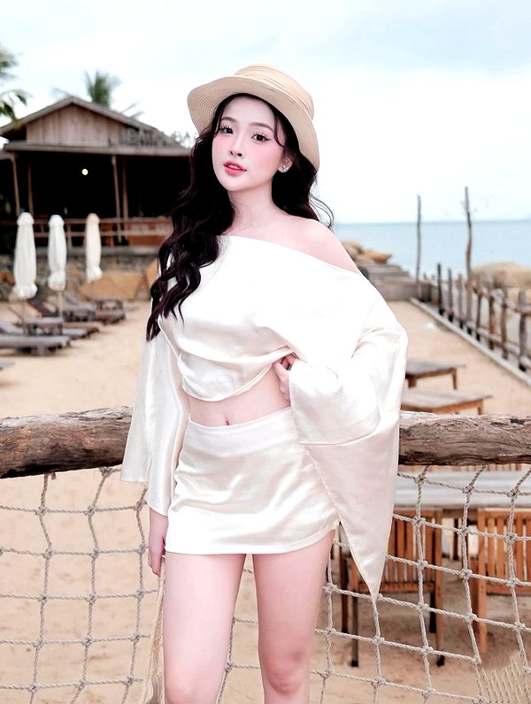 lyhythuedoxinh instagram image archive image