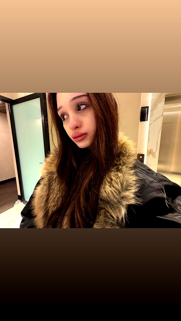 Archived image from @onlykrisssty on Instagram