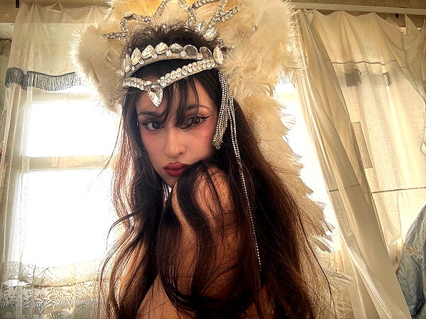 miumiustargirl instagram image archive image