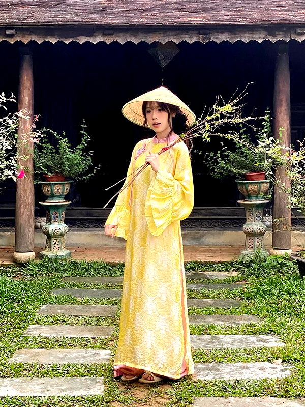 lyhythuedoxinh instagram image archive image