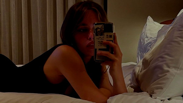 noa_zemlyanski instagram image archive image