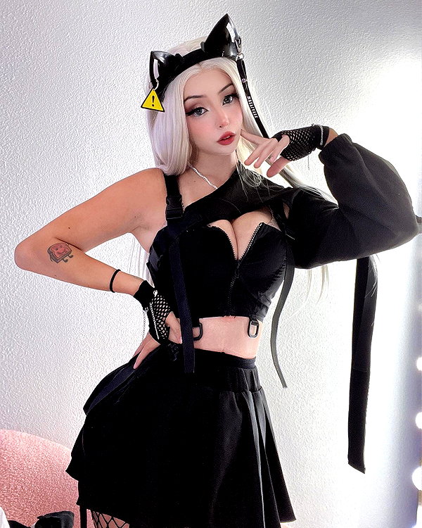 ellaexplicit_ instagram image archive image