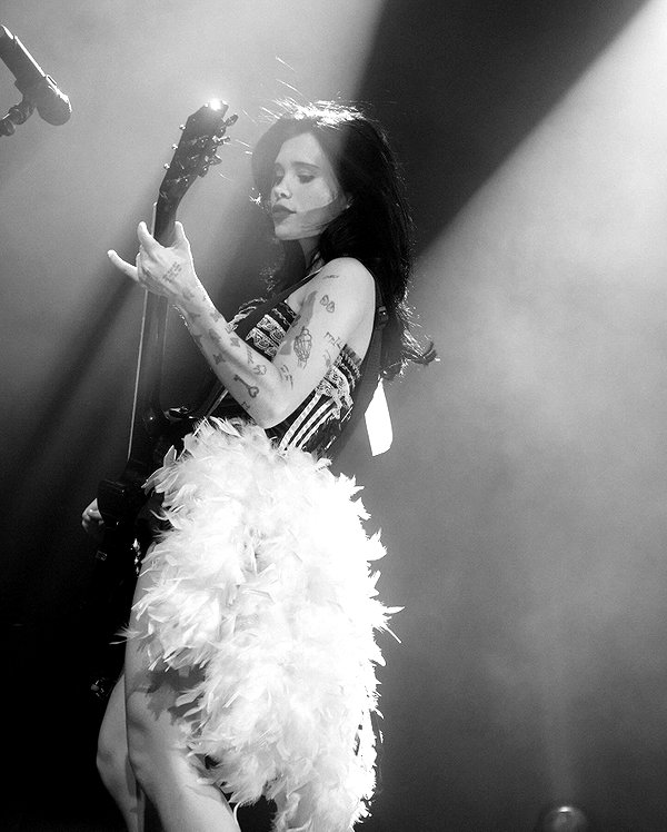 nessabarrett instagram image archive image