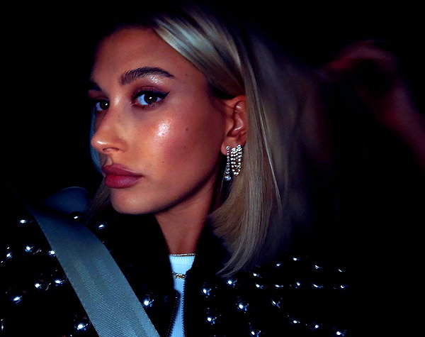 haileybieber instagram image archive image