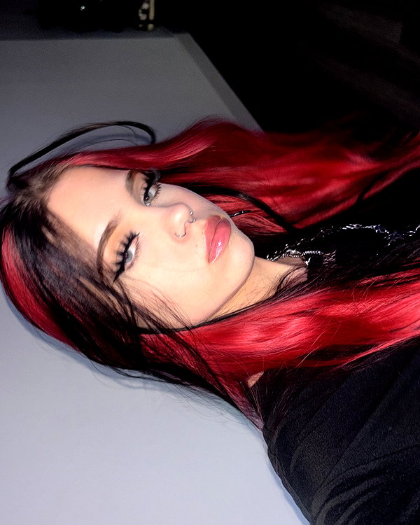 _roniira instagram image archive image