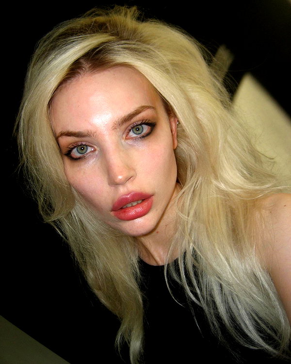 alien.hanna instagram image archive image