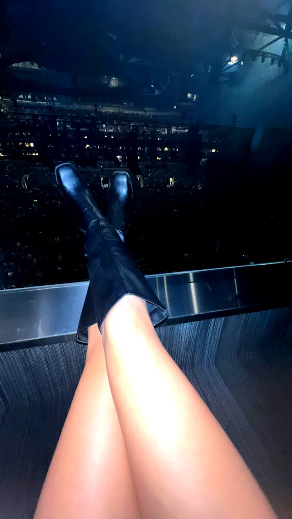 kaylasimmmons instagram image archive image