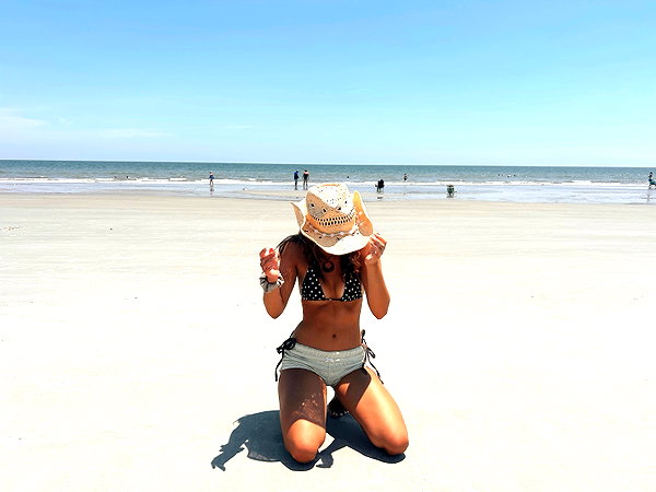 isavramirez instagram image archive image