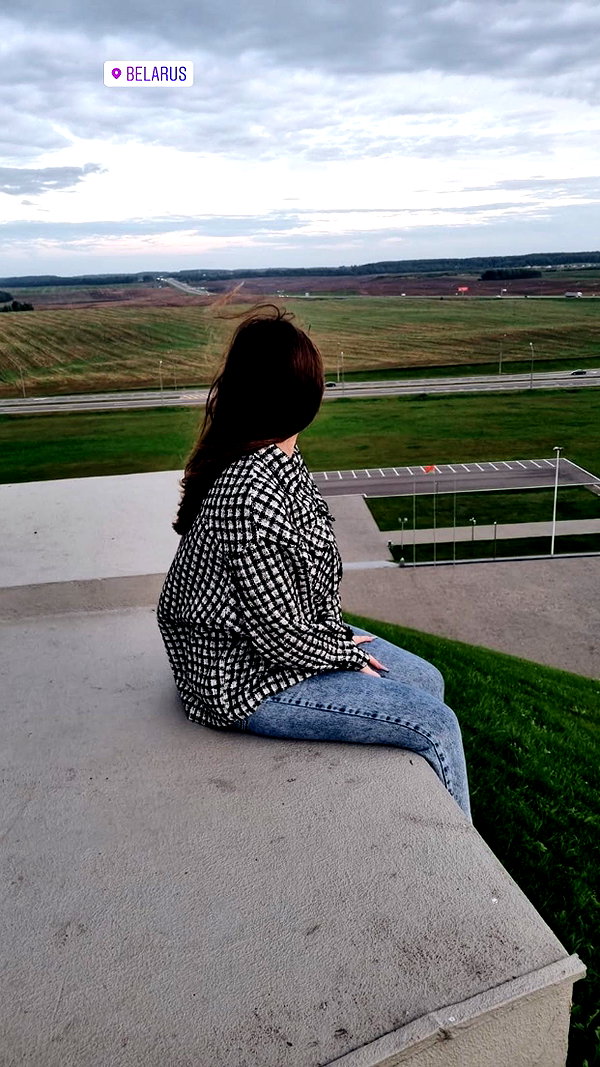 michelleloven_ instagram image archive image