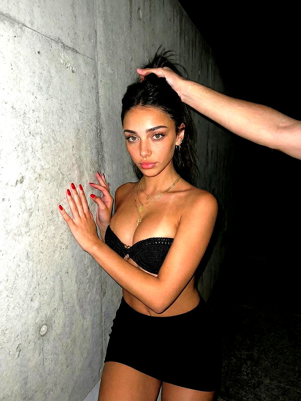 nadiabennt instagram image archive image
